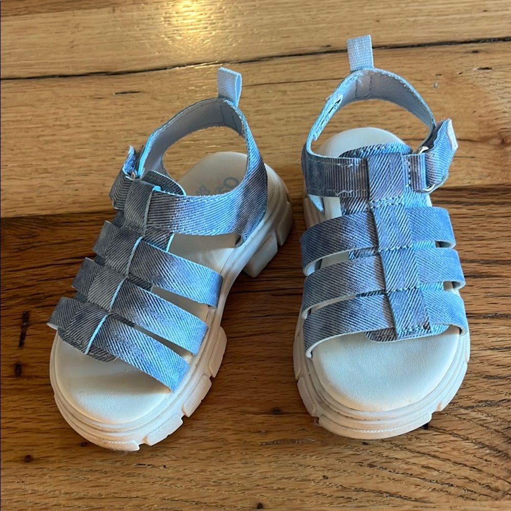 Stylish Blue Kids Sandals